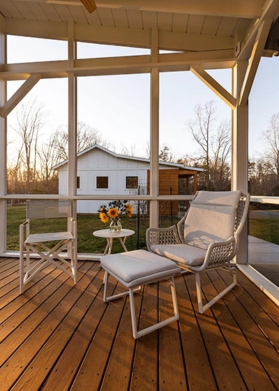 Summer outdoor dining
